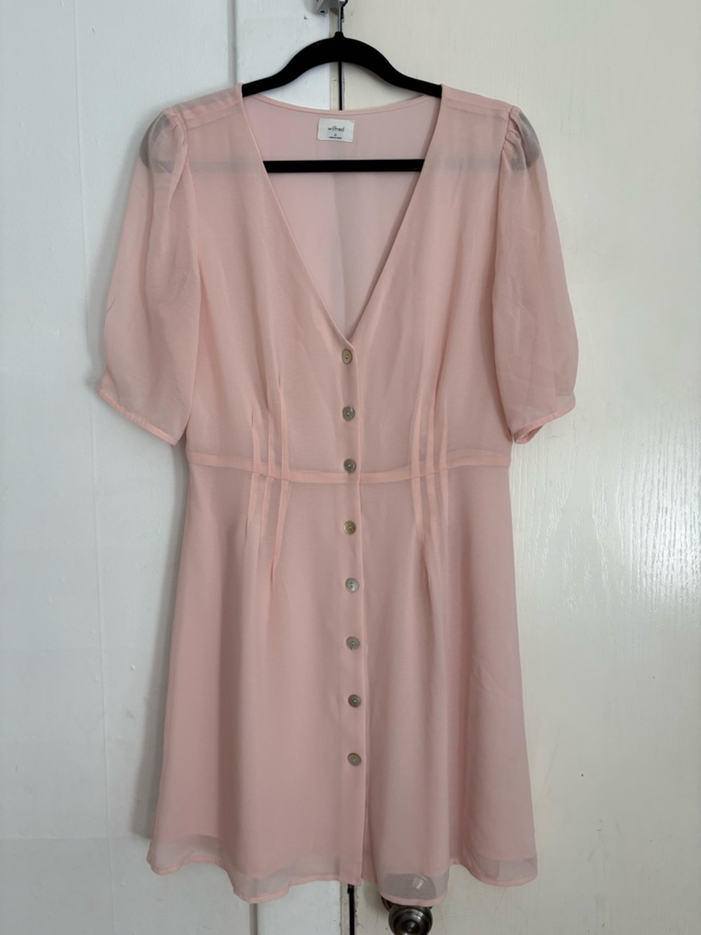 Wilfred Artizia Light Pink Button-Front V-Neck Dress